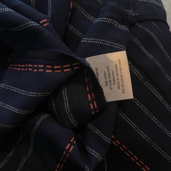PINK ROSE Striped Navy Tie Knot‎ Scoop Neck Blouse Top Womens Small NWT - Picture 9 of 9
